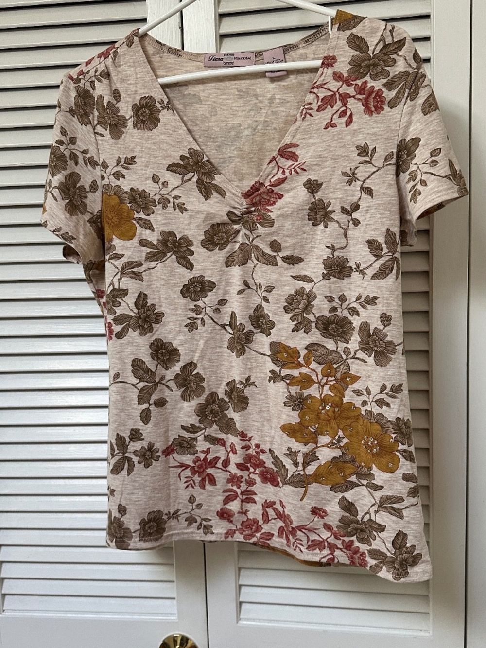 Tiara International Cotton Blend Floral Short Sleeve V Neck Top Large